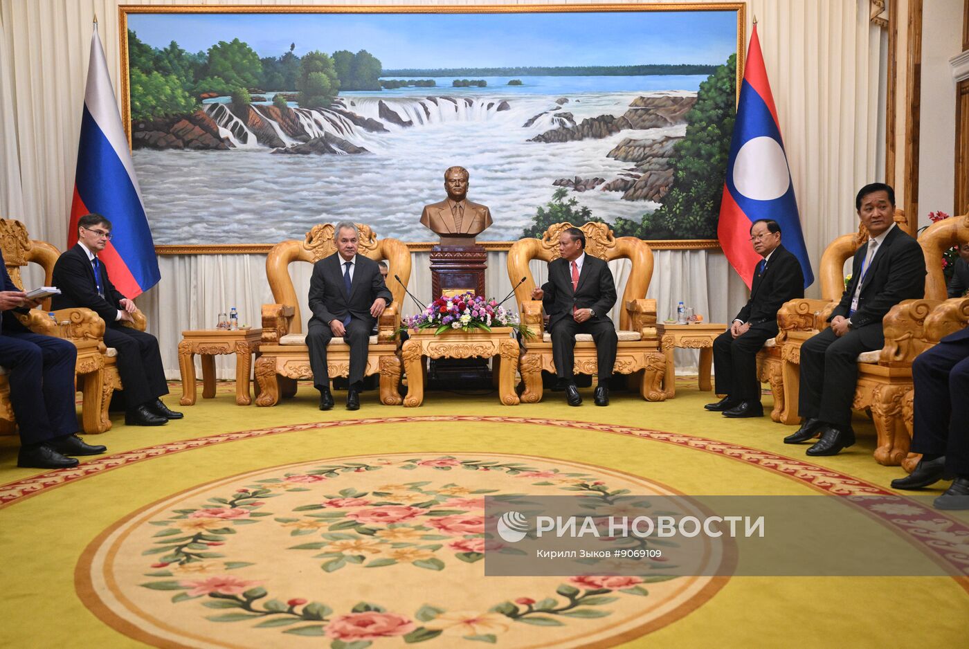 Визит секретаря Совета безопасности РФ Сергея Шойгу в Лаос