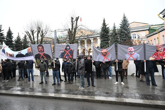 Акция в Москве в защиту Армянской апостольской церкви