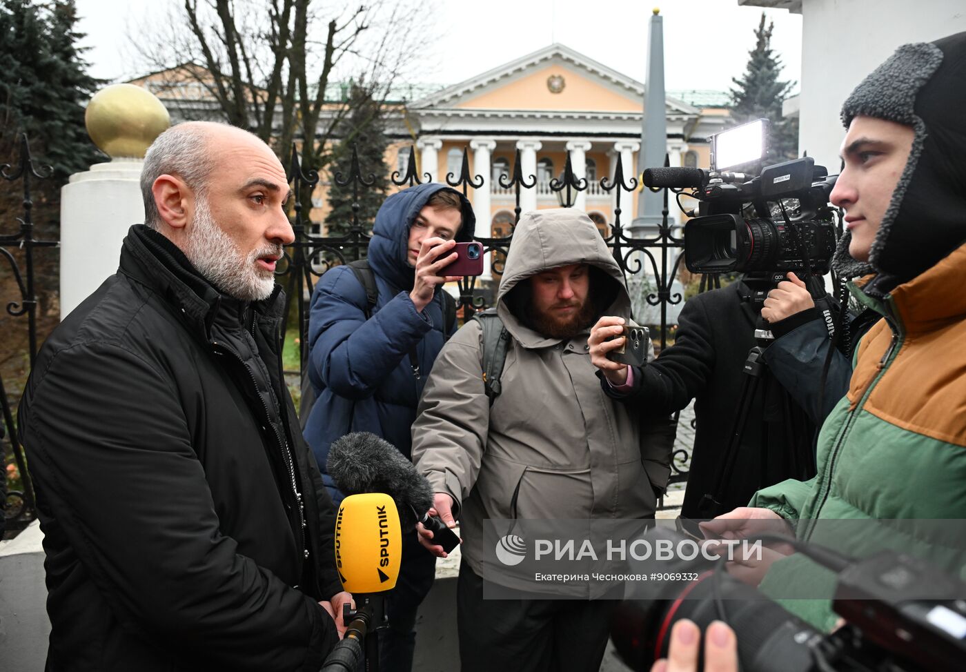 Акция в Москве в защиту Армянской апостольской церкви