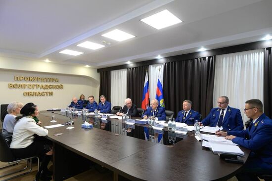 Генеральный прокурор Гуцан проводит в Волгограде личный прием граждан