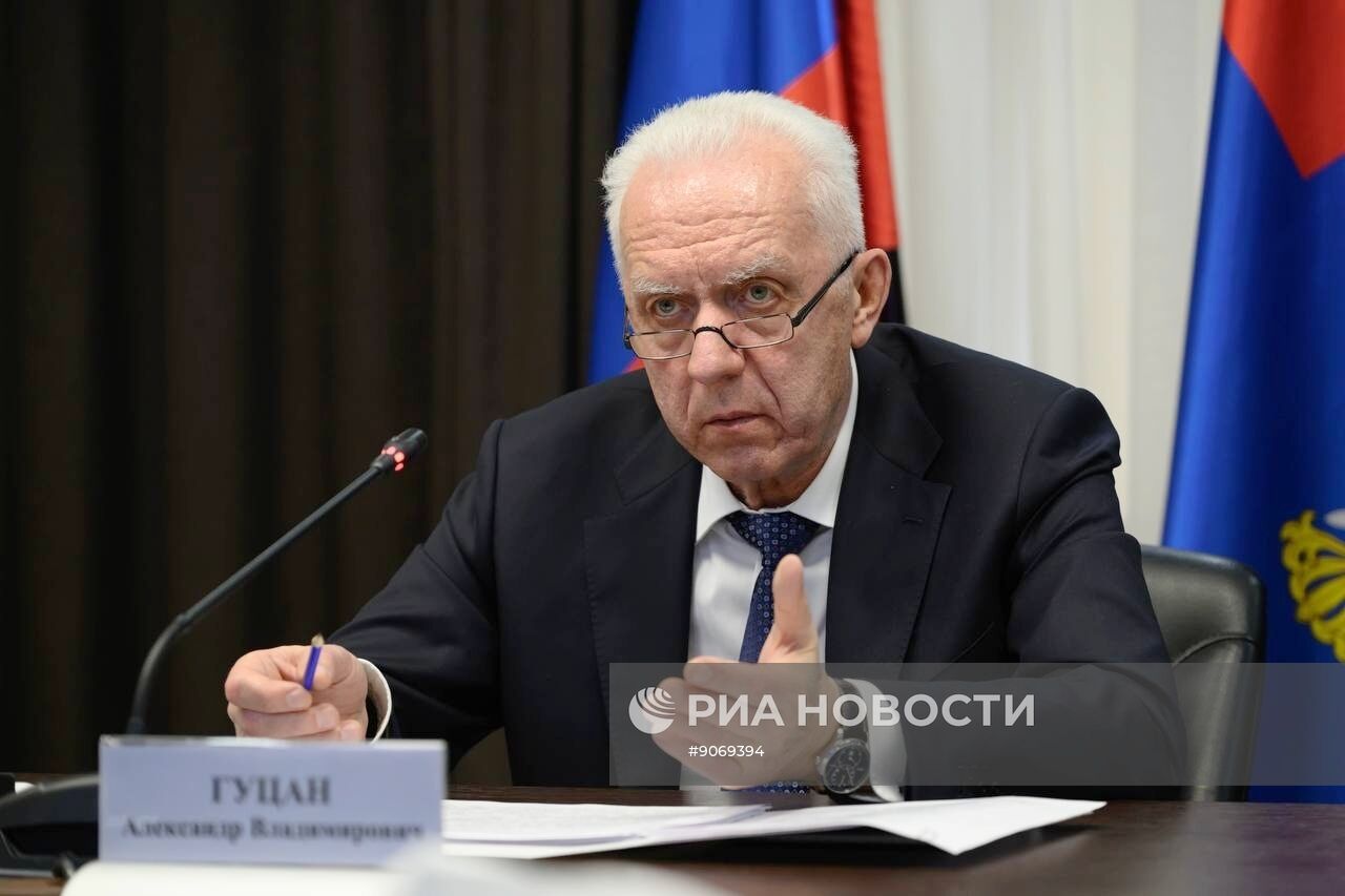 Генеральный прокурор Гуцан проводит в Волгограде личный прием граждан