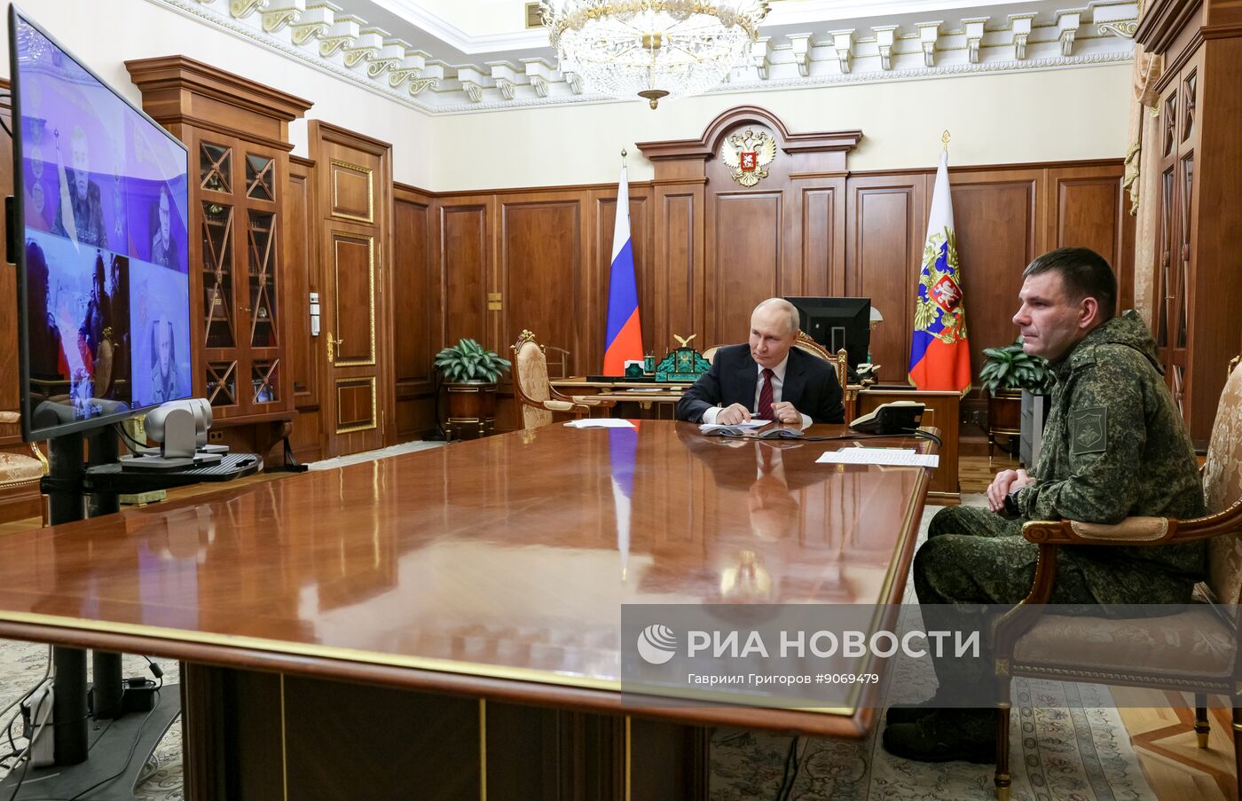 Президент Владимир Путин провел совещание по ситуации в зоне СВО