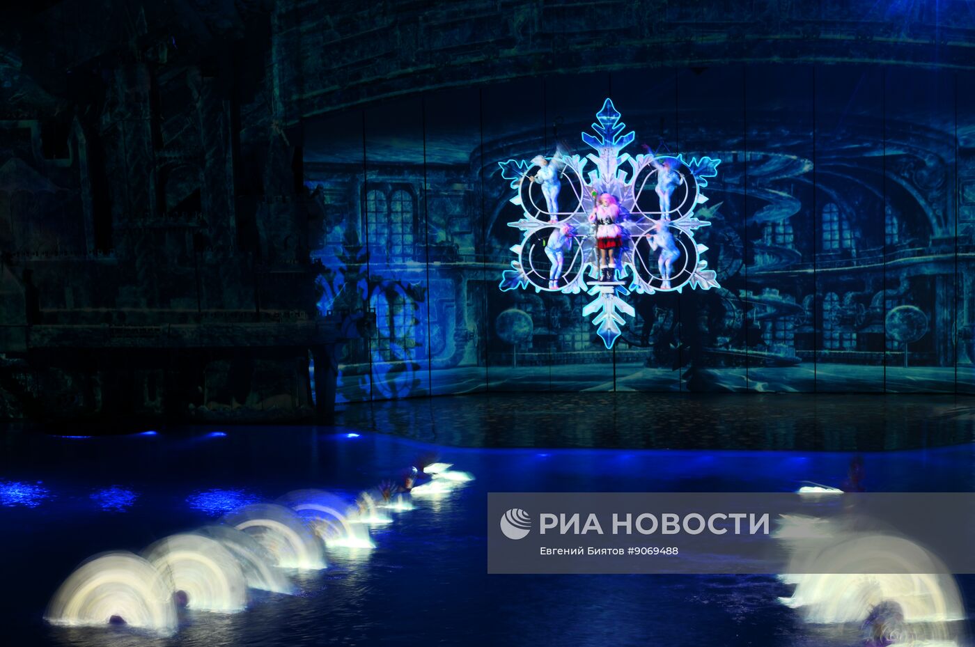 Водное шоу "Кощей" в Москвариуме на ВДНХ