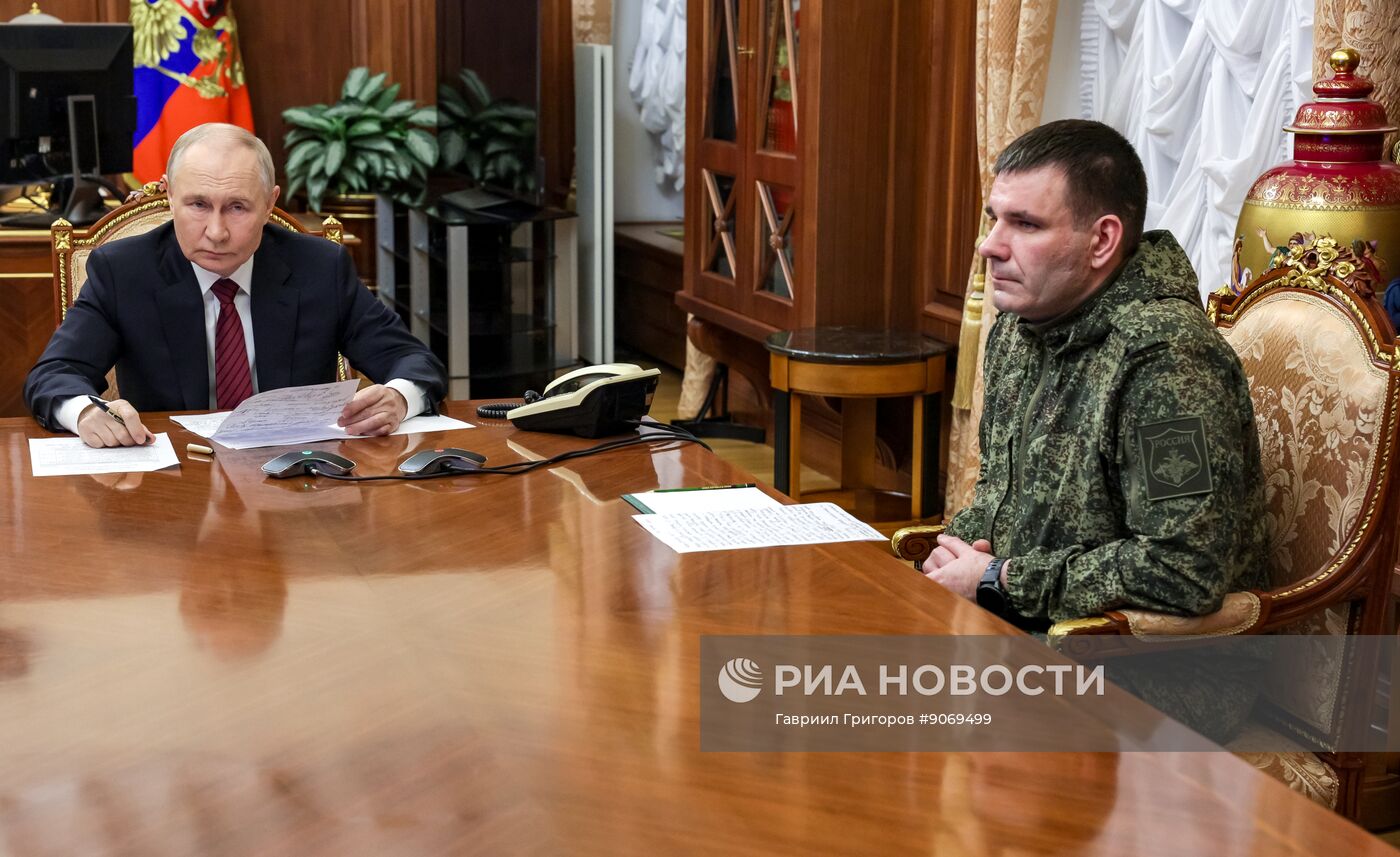 Президент Владимир Путин провел совещание по ситуации в зоне СВО