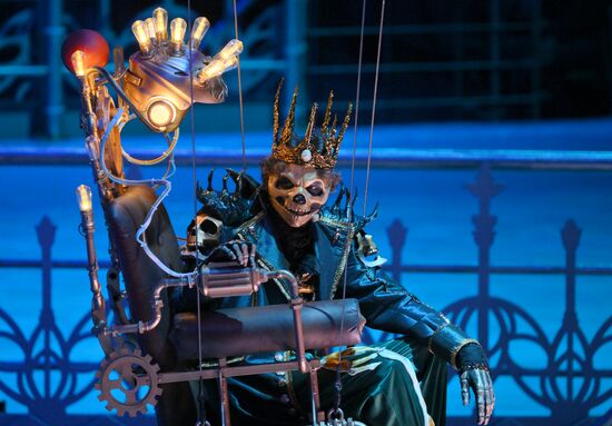 Водное шоу "Кощей" в Москвариуме на ВДНХ