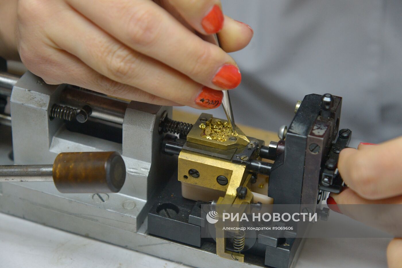 Работа "Златоустовского часового завода"