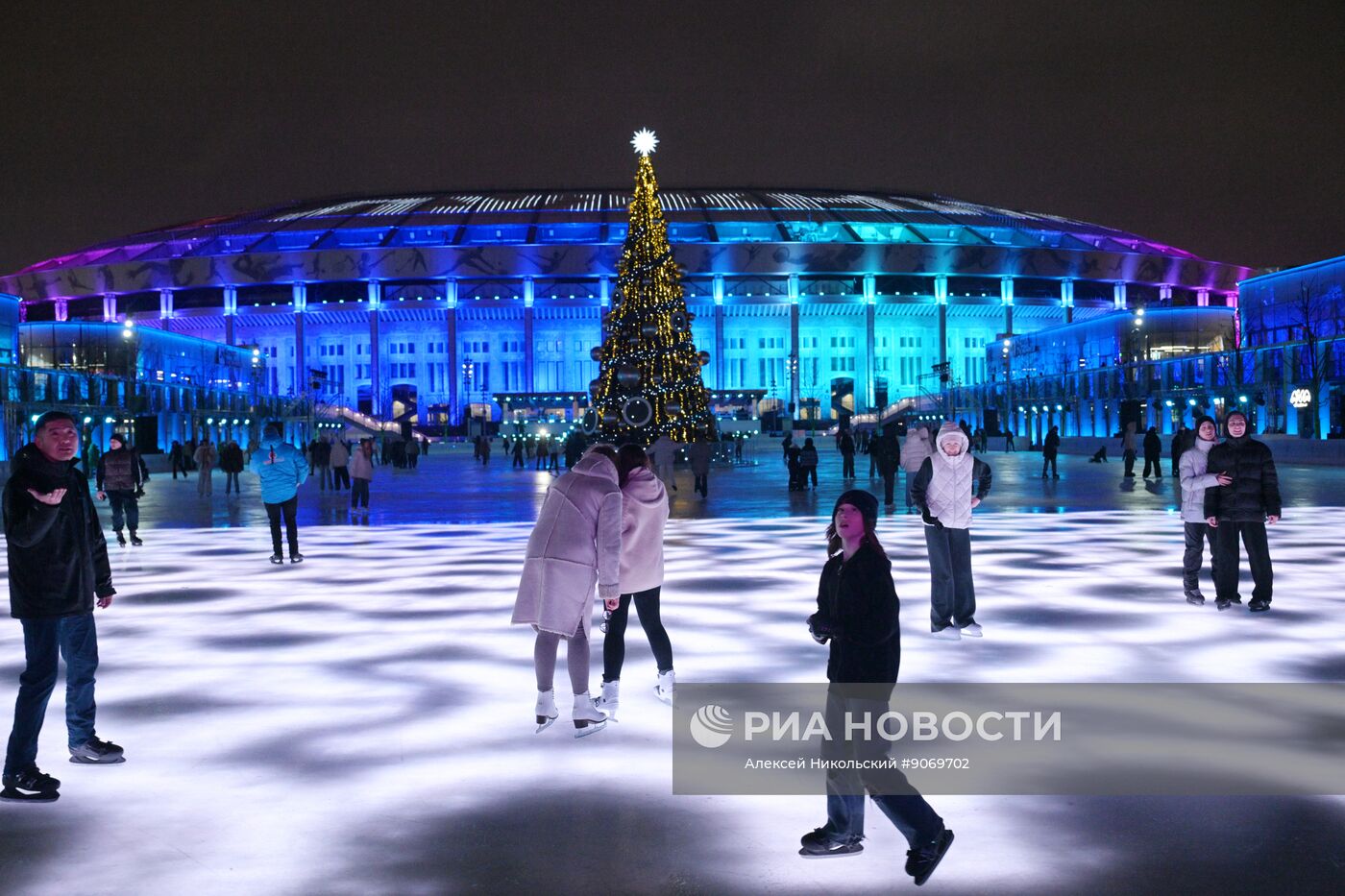 Открытие катка в "Лужниках"