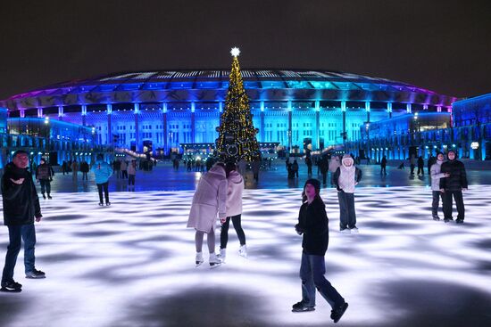 Открытие катка в "Лужниках"