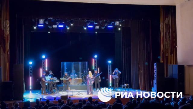 Долина поблагодарила своих поклонников за поддержку и любовь