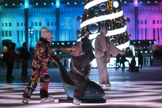Открытие катка в "Лужниках"