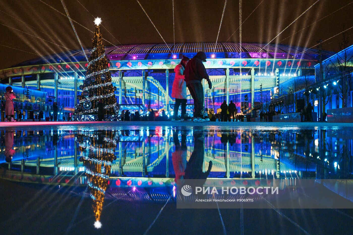 Открытие катка в "Лужниках"