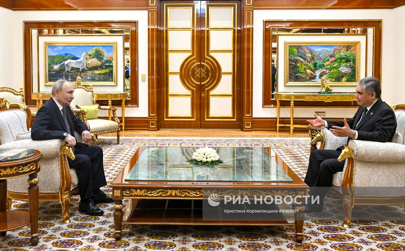 Рабочий визит президента РФ Владимира Путина в Туркменистан