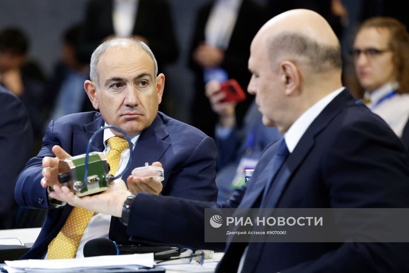 Премьер-министр Михаил Мишустин и главы правительств ЕАЭС посетили экспозицию музея "Атом" на ВДНХ