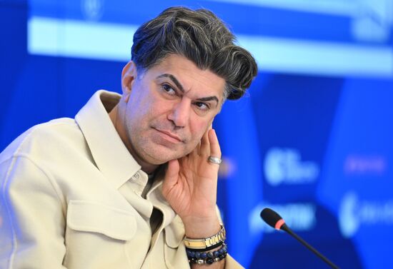 П/к ректора Академии Русского балета им. А.Я. Вагановой Николая Цискаридзе