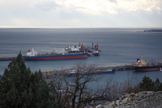 Нефтяной терминал в порту Новороссийска