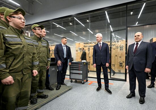 Премьер-министр Михаил Мишустин посетил Центр практической подготовки для машиностроения в Москве