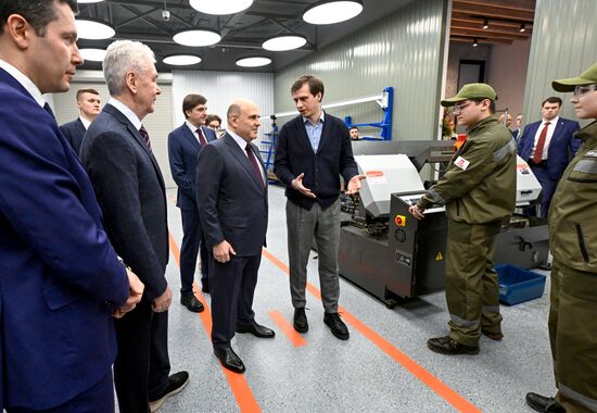 Премьер-министр Михаил Мишустин посетил Центр практической подготовки для машиностроения в Москве