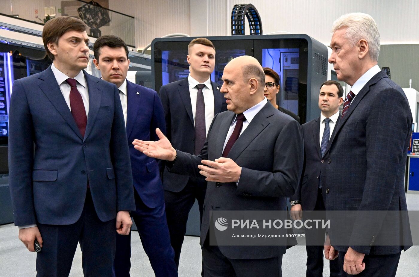 Премьер-министр Михаил Мишустин посетил Центр практической подготовки для машиностроения в Москве