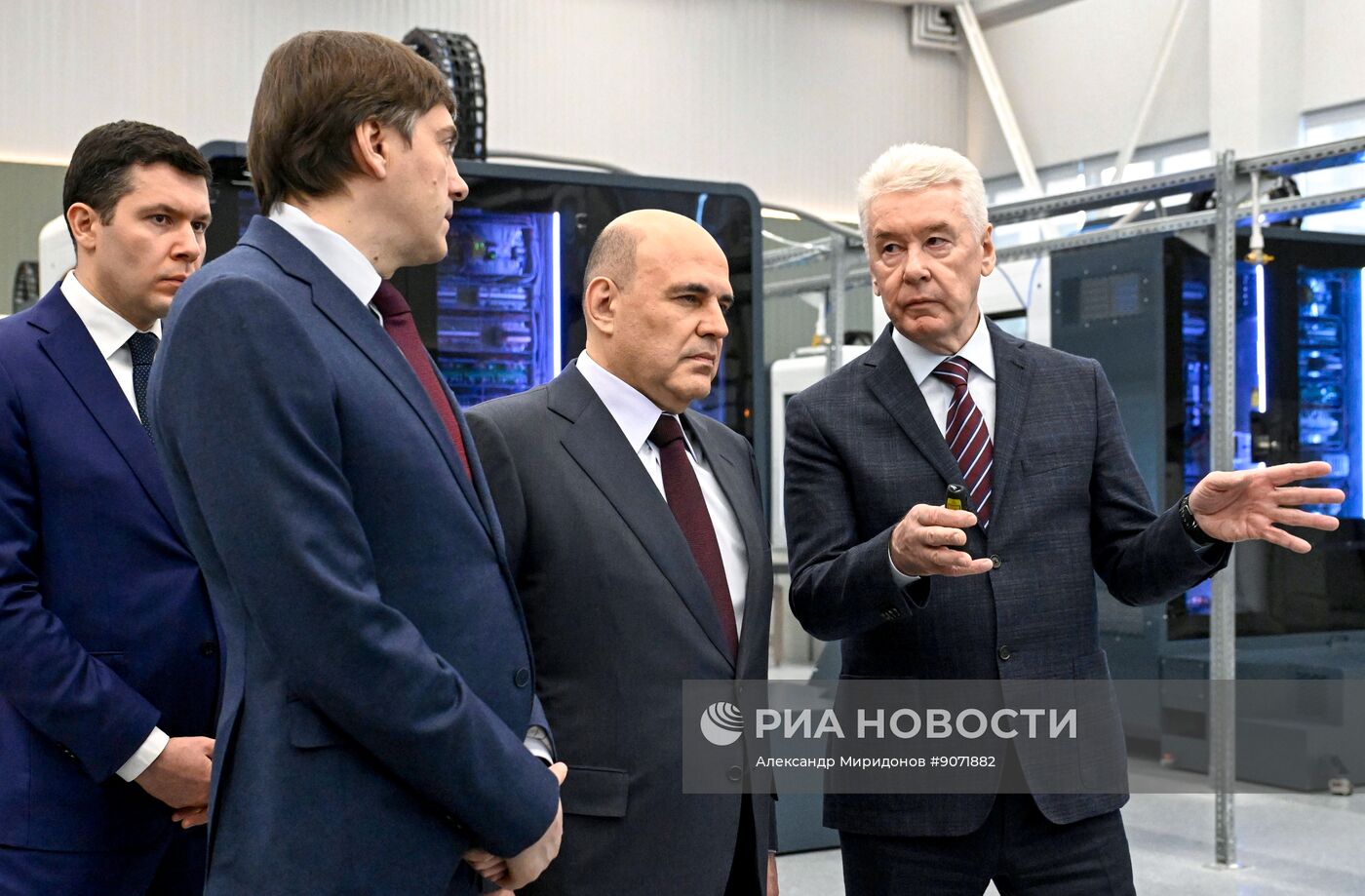 Премьер-министр Михаил Мишустин посетил Центр практической подготовки для машиностроения в Москве