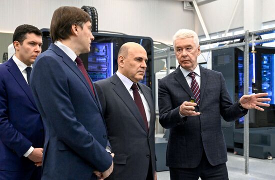 Премьер-министр Михаил Мишустин посетил Центр практической подготовки для машиностроения в Москве