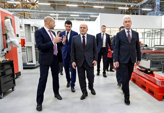 Премьер-министр Михаил Мишустин посетил Центр практической подготовки для машиностроения в Москве