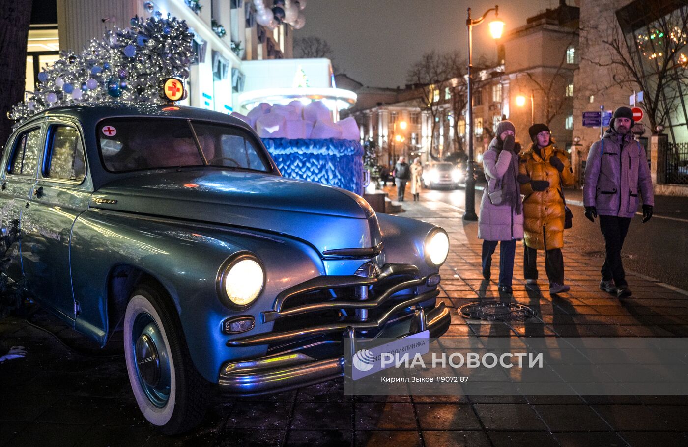 Предновогоднее украшение Москвы