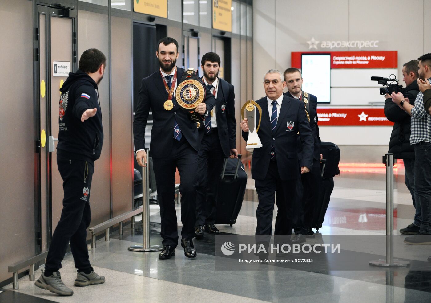 Прилет сборной России по боксу в Москву