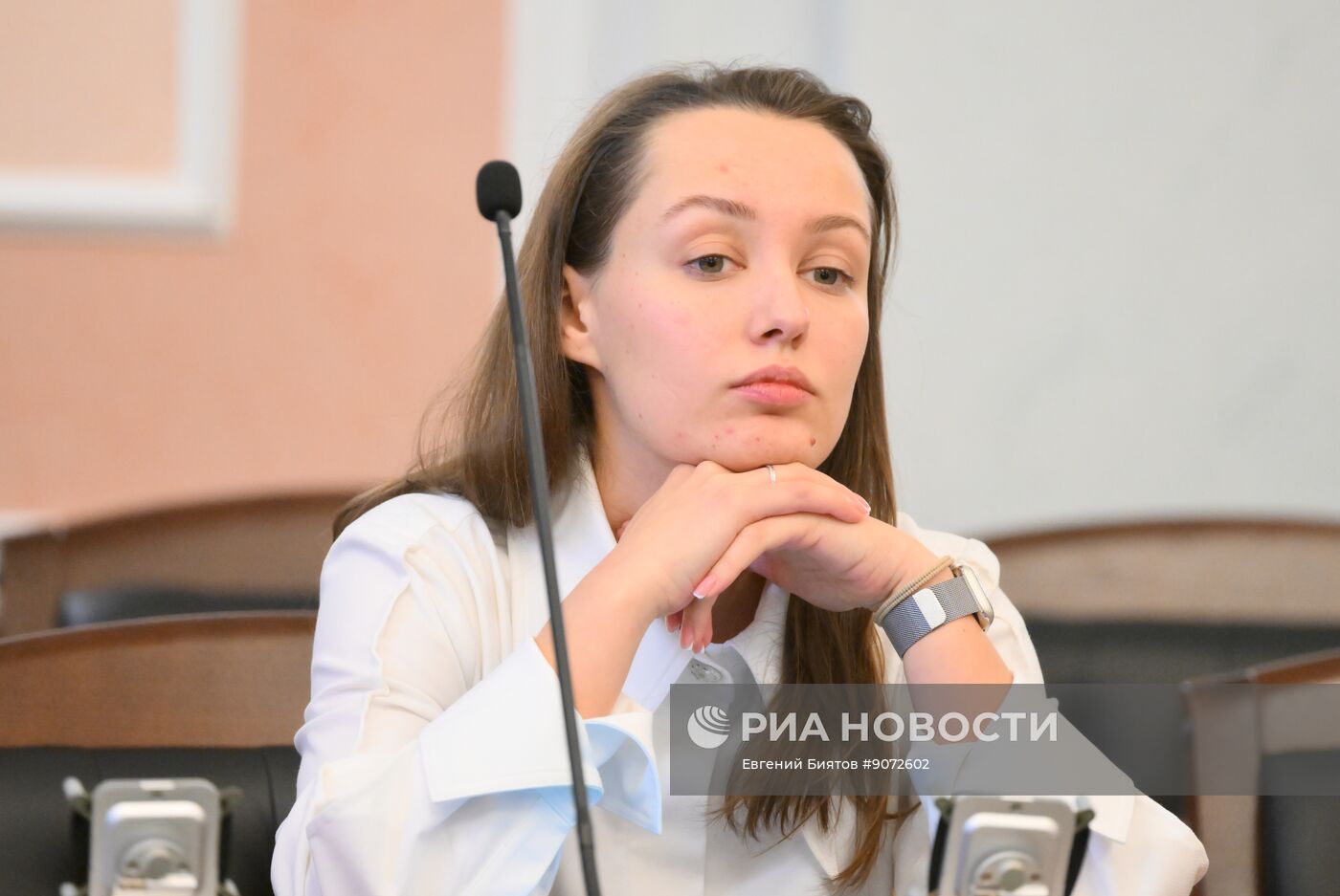 Рассмотрение жалобы  по делу о квартире певицы Долиной