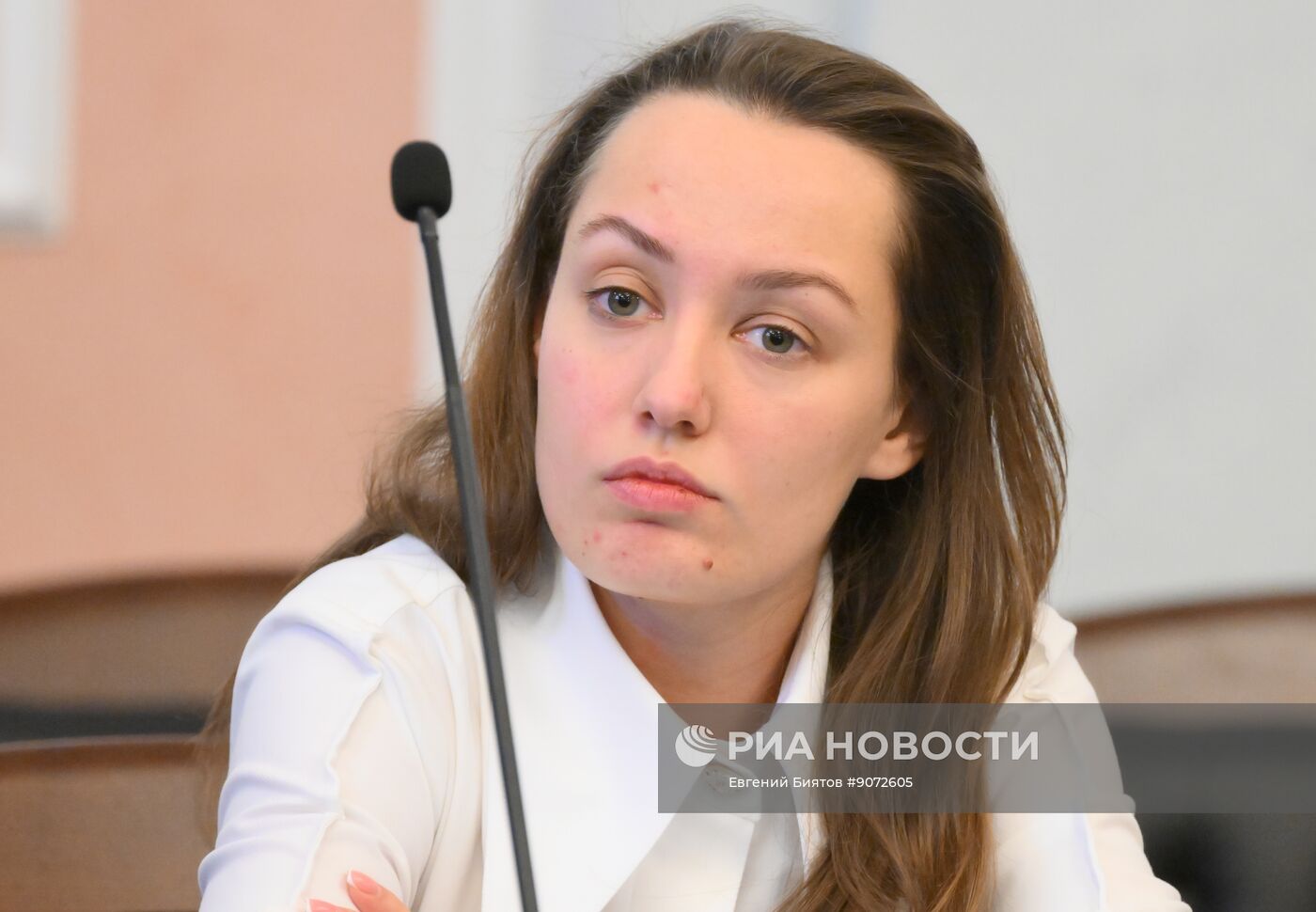 Рассмотрение жалобы  по делу о квартире певицы Долиной