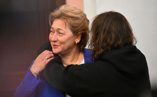 Рассмотрение жалобы  по делу о квартире певицы Долиной