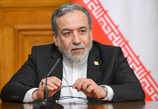 Встреча глав МИД РФ и Ирана Сергея Лаврова и Аббаса Аракчи