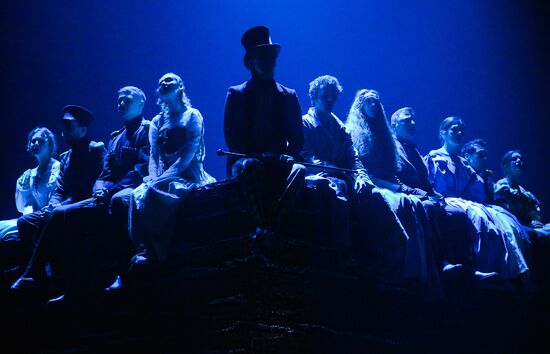 Спектакль "Герой нашего времени?" в Театре Гоголя