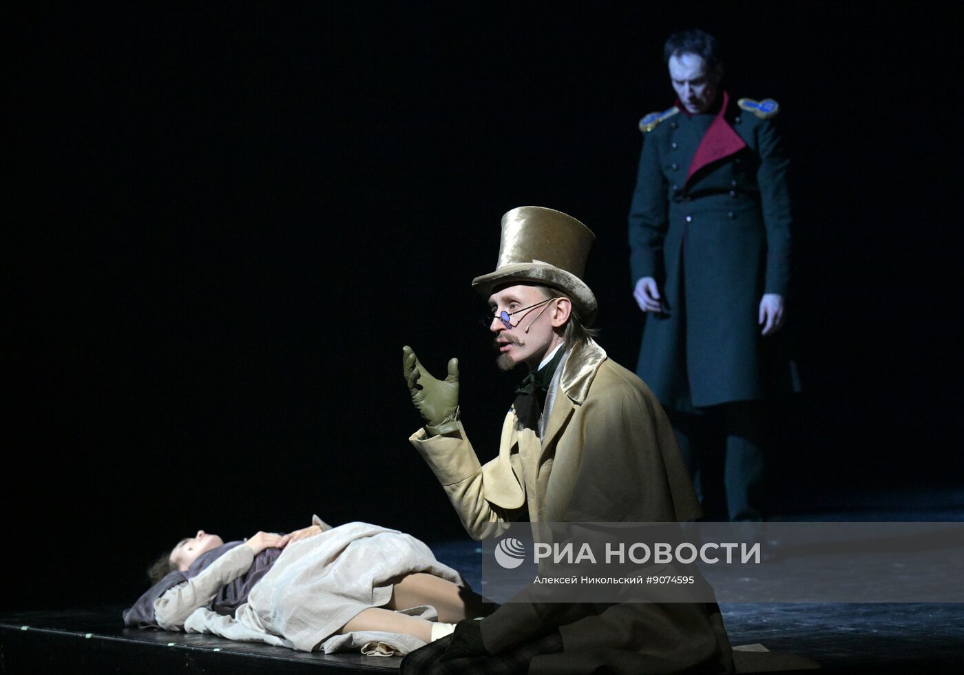 Спектакль "Герой нашего времени?" в Театре Гоголя
