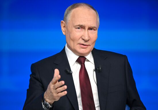 "Итоги года" с Владимиром Путиным 