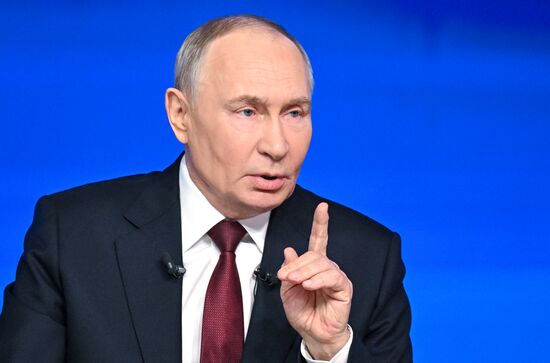 "Итоги года" с Владимиром Путиным 