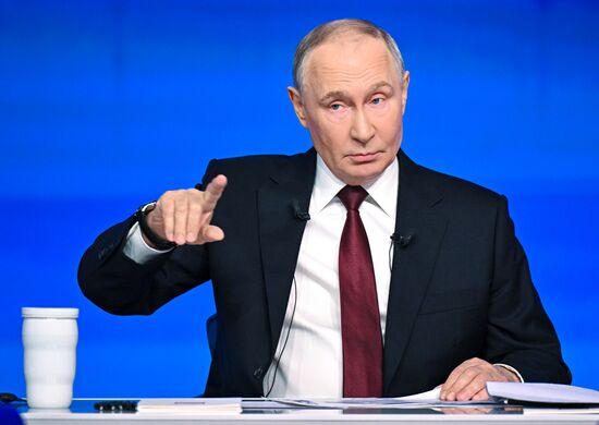 "Итоги года" с Владимиром Путиным 