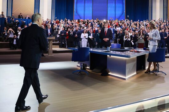 "Итоги года" с Владимиром Путиным 