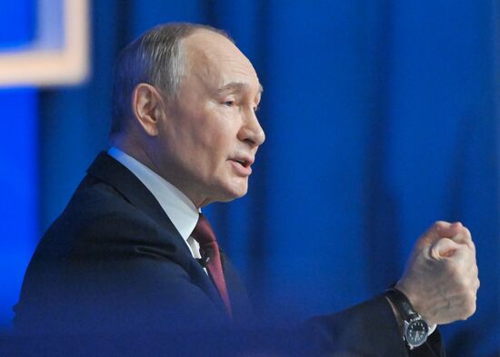 "Итоги года" с Владимиром Путиным 