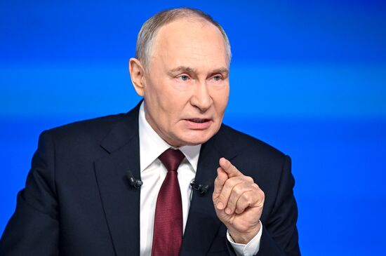 "Итоги года" с Владимиром Путиным 