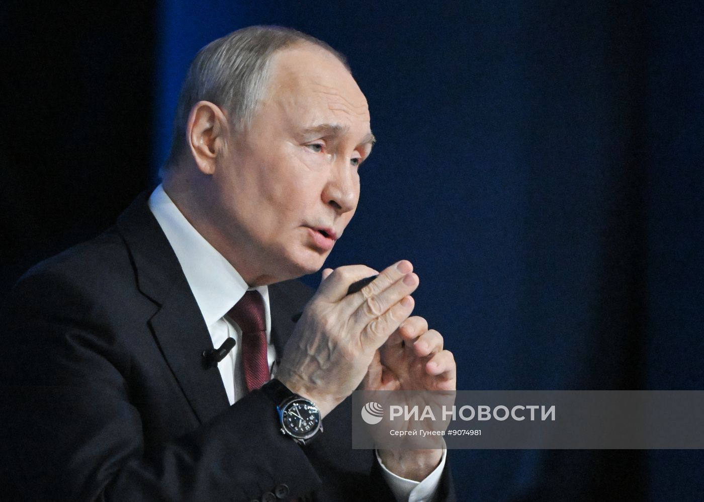 "Итоги года" с Владимиром Путиным 