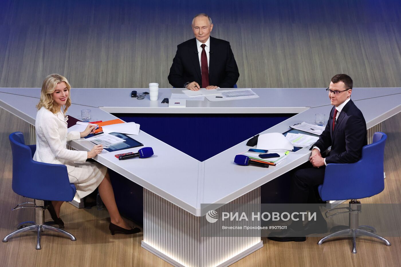 "Итоги года" с Владимиром Путиным