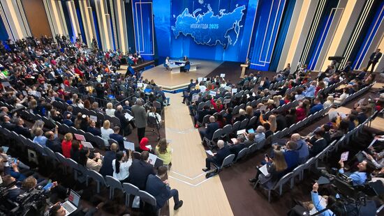 "Итоги года" с Владимиром Путиным 