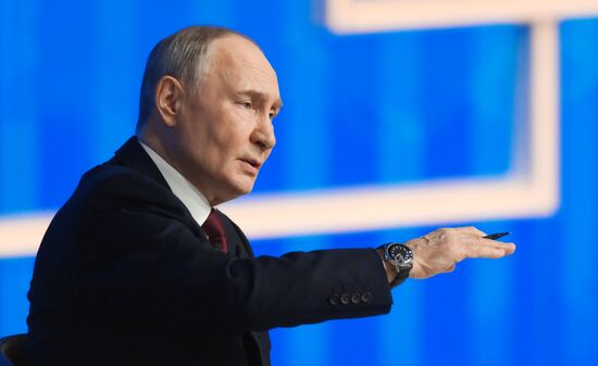 "Итоги года" с Владимиром Путиным 