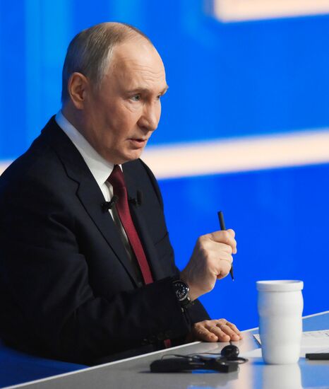 "Итоги года" с Владимиром Путиным 