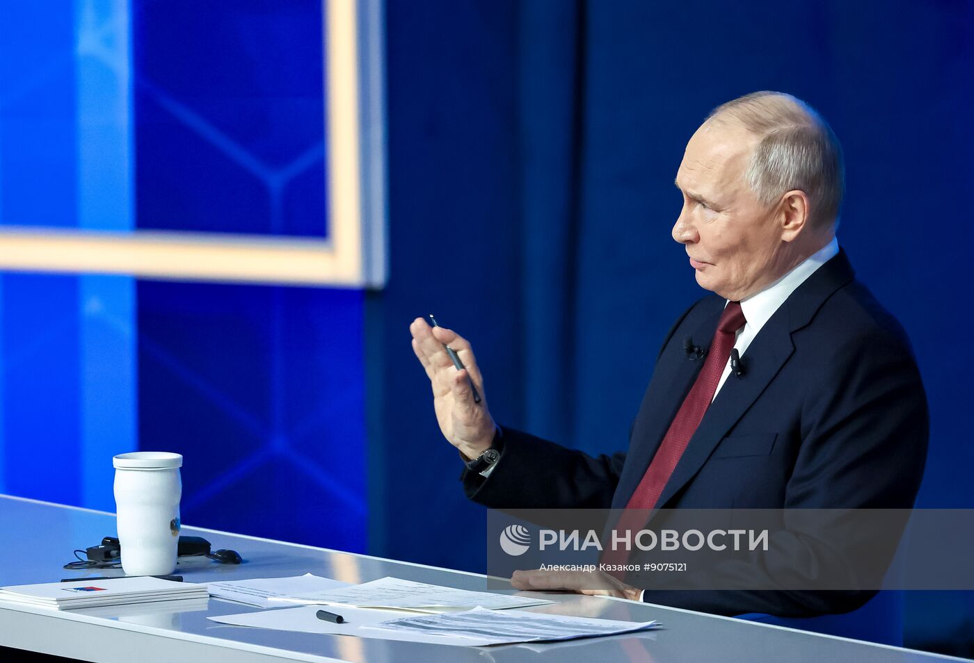 "Итоги года" с Владимиром Путиным