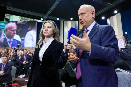"Итоги года" с Владимиром Путиным 
