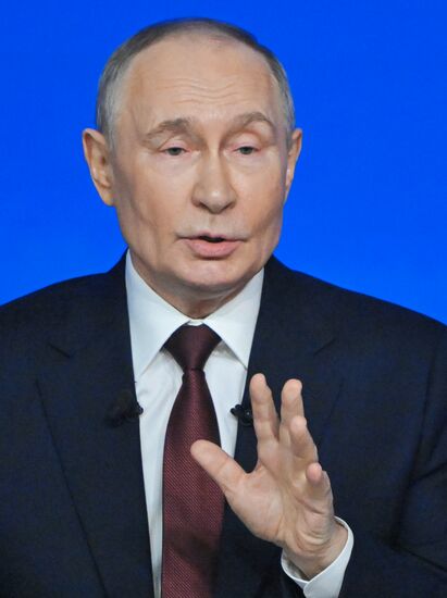 "Итоги года" с Владимиром Путиным 