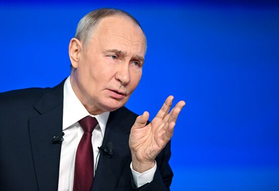 "Итоги года" с Владимиром Путиным 
