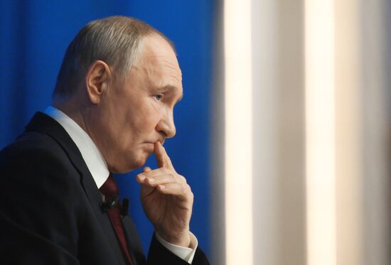 "Итоги года" с Владимиром Путиным 