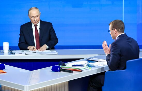 "Итоги года" с Владимиром Путиным 